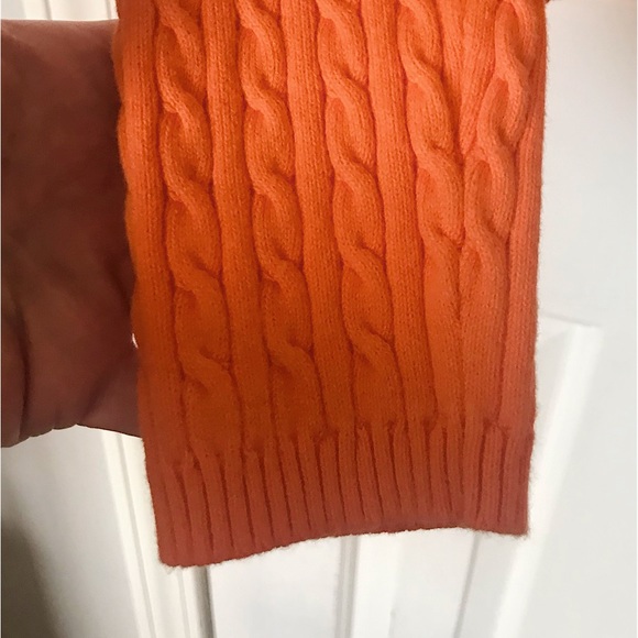 🔥EUC RARE COLOR TOMMY HILFIGER VINTAGE V-NECK CABLE KNIT SWEATER BEAUTIFUL - Picture 8 of 9